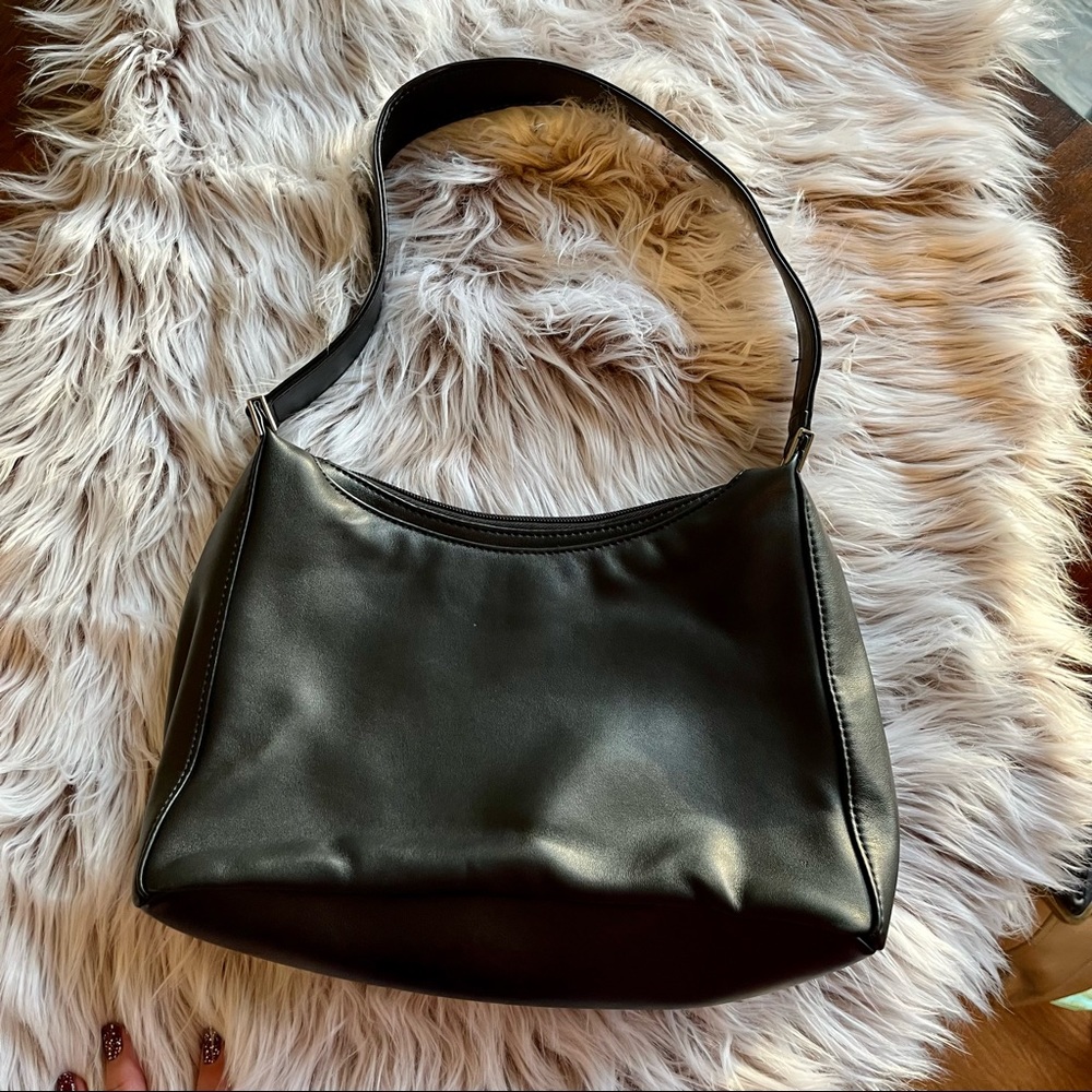 Kim Rogers - Black Leather Structured Shoulder Bag